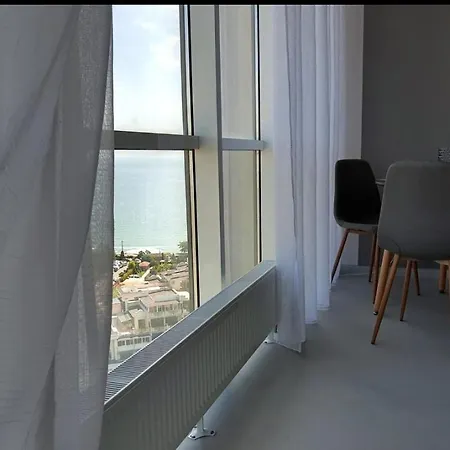 аркадия панорама с видом на море 公寓式酒店 敖德萨